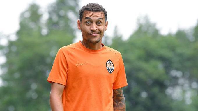  Шахтьор натурализира още един от бразилците си 