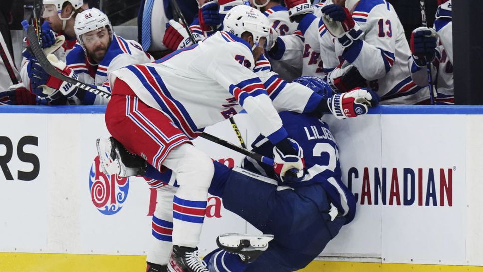 Мич Марнър донесе победата на Торонто срещу Рейнджърс с шайба в продължението