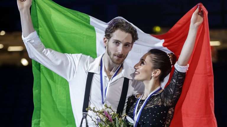 Италианците Сара Конти и Николо Мачи спечелиха титлата при спортните