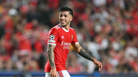  От Бенфика заплащат отплата на Енцо Фернандес за проваления трансфер в Челси 