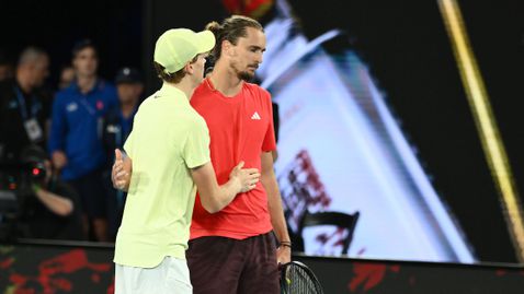 Синер утеши Зверев: Продължавай да се опитваш