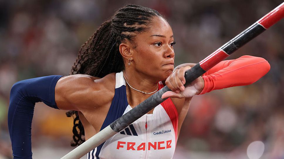 Световната шампионка в овчарския скок на закрито Мари Жули Бонин