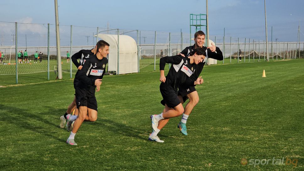 Славия проведе възстановителна тренировка след като във вчерашния ден футболистите