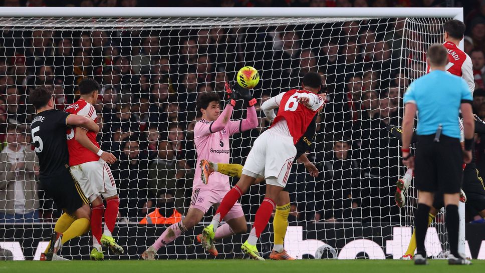 Вратарят на Манчестър ЮнайтедСене Ламенс описа победата срещу Арсенал с