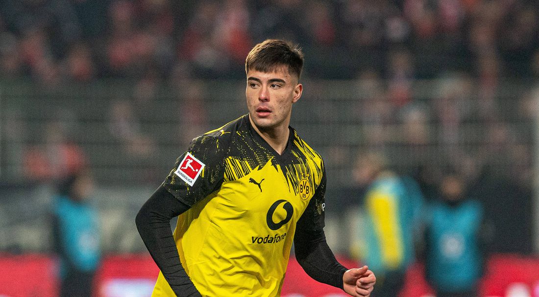 Челси си върна Анселмино