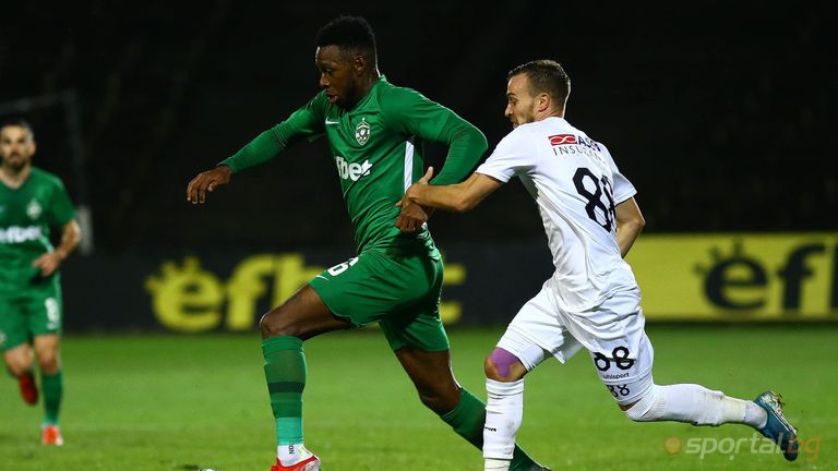 Лудогорец има да си връща на Славия