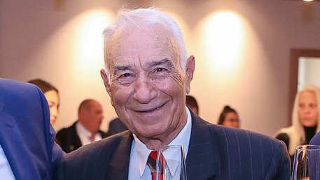 Легендата на волейбола Георги Чолов навърши 81 години!