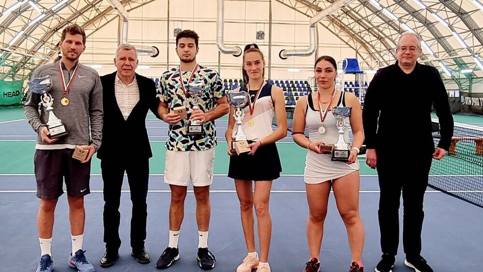 Янакиев и Глушкова спечелиха титлите на сингъл на Държавното лично първенство по тенис в зала