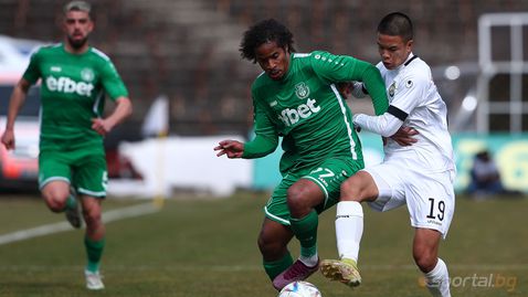  Хебър без двама титуляри против Левски 