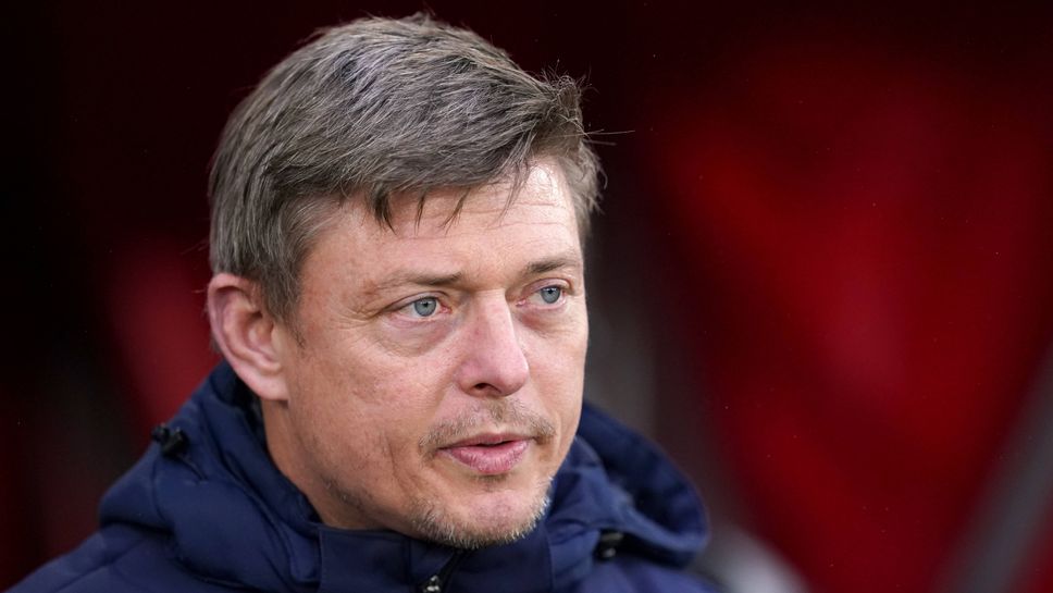 Томасон: Гьокереш и Исак могат да играят заедно