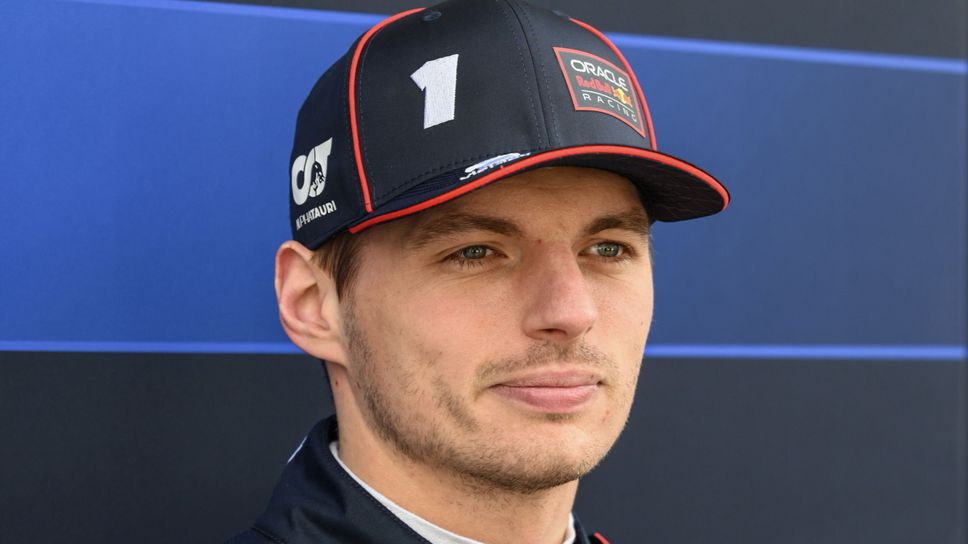 Макс може да бъде глобен за среден пръст