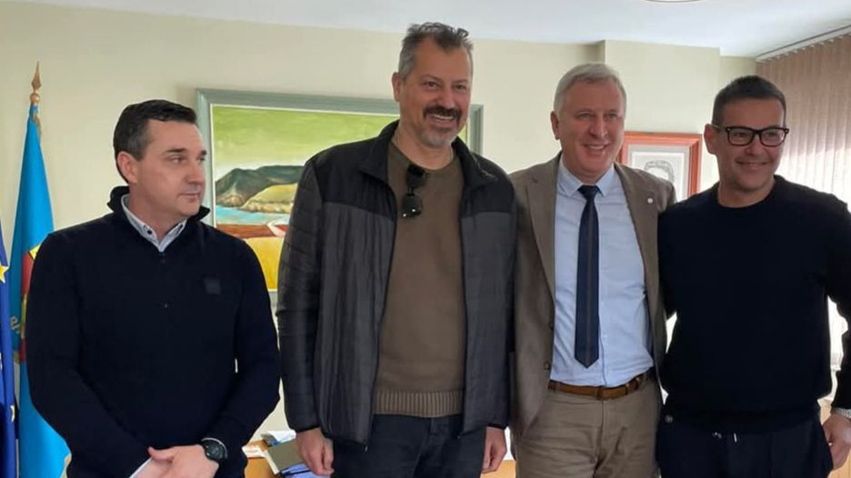 Кметът на Разлог посрещна селекционера на мъжкия национален отбор