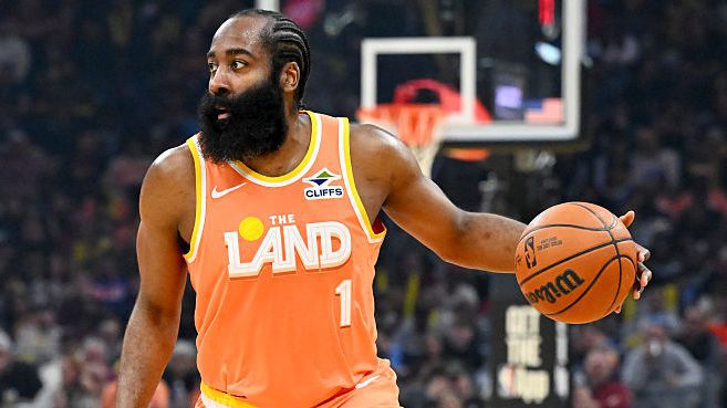 Джеймс Хардън е със счупен палец