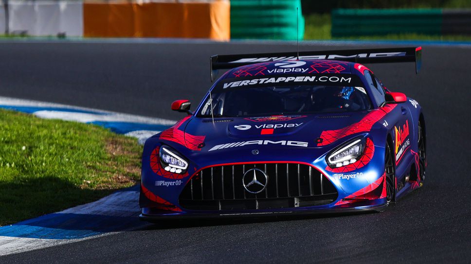 Отборът на Верстапен получи заводски статут от Мерцедес