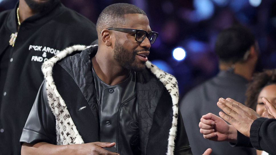 Каква е истинската причина за реванша на Мейуедър и Пакяо