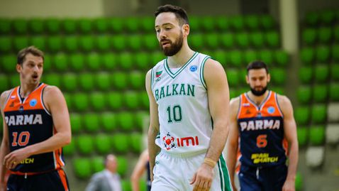 Спартак привлече Божидар Аврамов