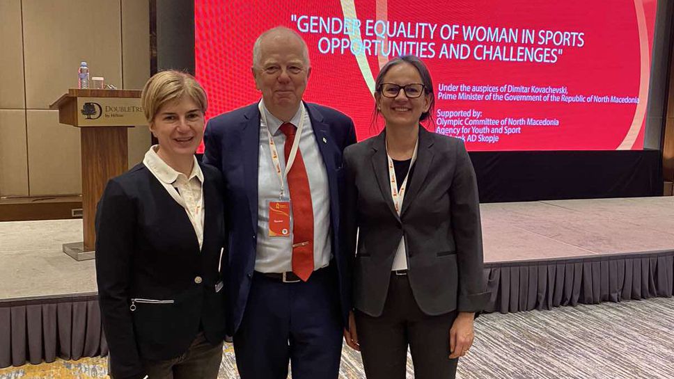 Президентът на световния биатлон поздрави Екатерина Дафовска за спечелените медали при младежите