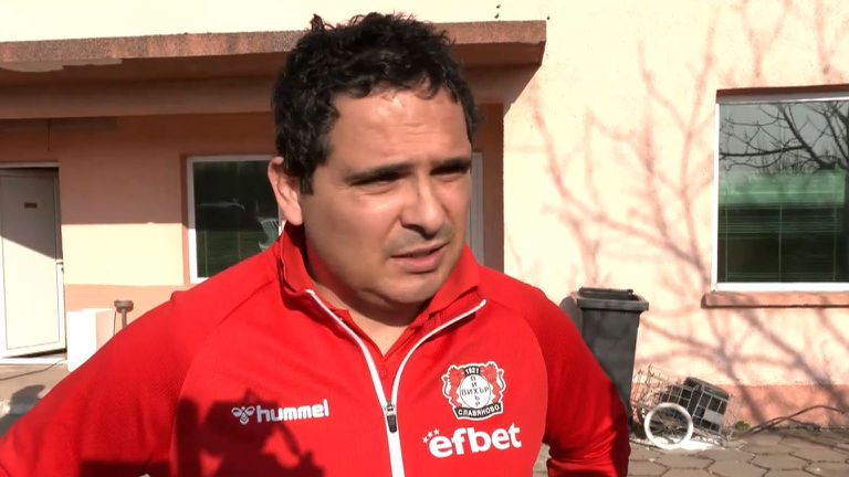 Утре Вихър Славяново приема едноименния тим на град Левски в