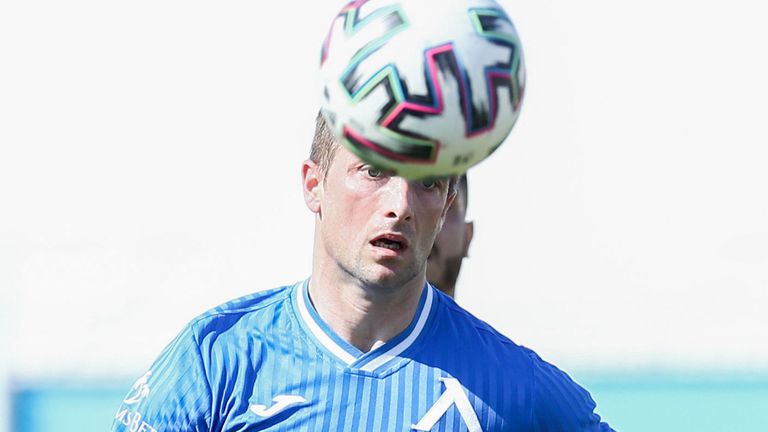 Драган Михайлович ще играе в Швейцария