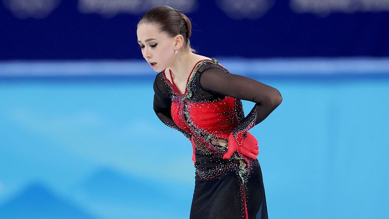 Камила Валиева се завърна на леда след сагата с допинг скандала