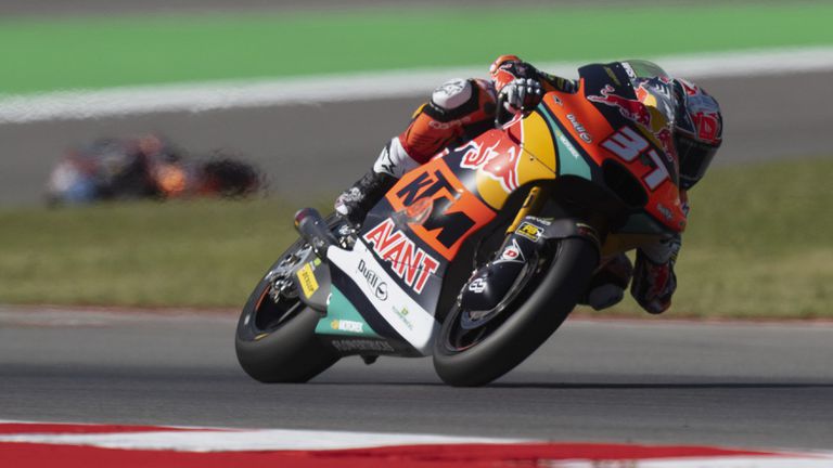 Акоста триумфира на старта на сезона в Moto2
