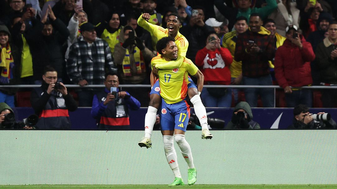 Победната серия на Колумбия продължи и срещу Румъния