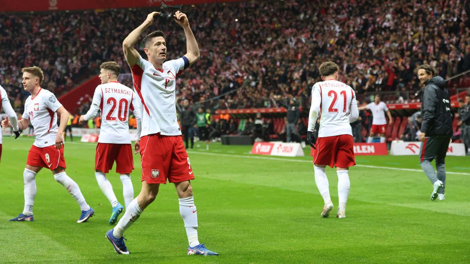 Левандовски поведе Полша към обрат срещу коравите албанци