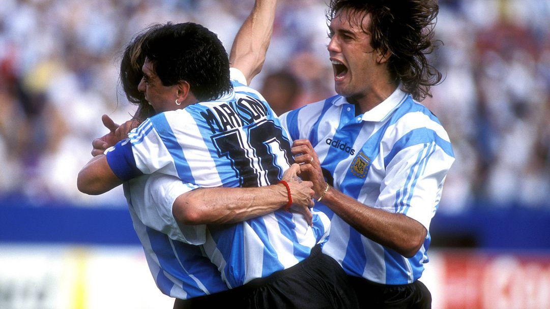 Батистута: Марадона умря сам като куче и чувствам вина, дано и с Меси не се случи същото