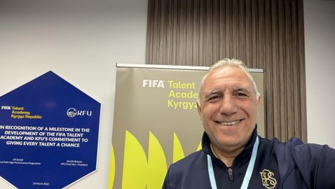 Стоичков открехна завесата преди конгреса на ФИФА