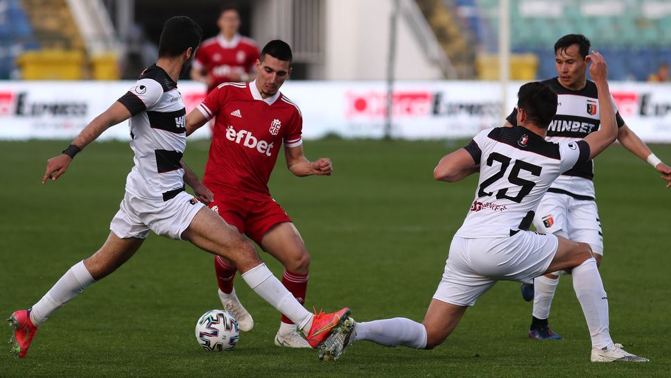 ЦСКА 1948 - Локомотив (Пловдив)