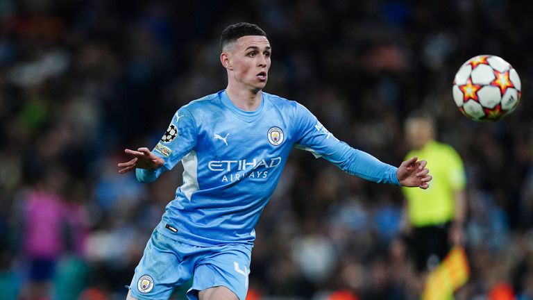 Нападателят на Манчестър Сити Фил заяви че отборът е трябвало