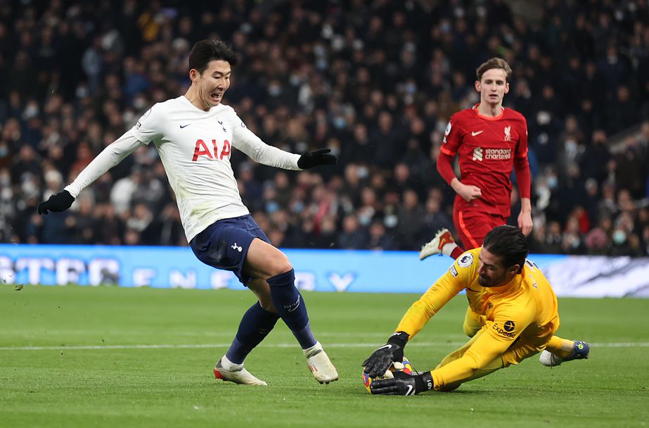  Алисон Бекер 