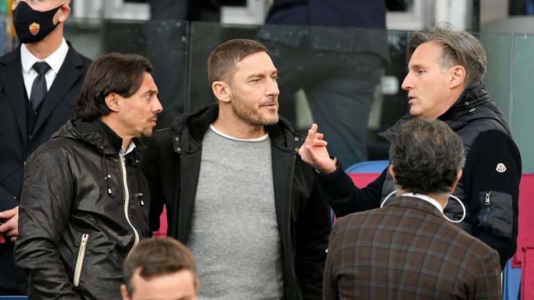 Легендата на Рома Франческо Тоти подкрепи старши треньора на отбора