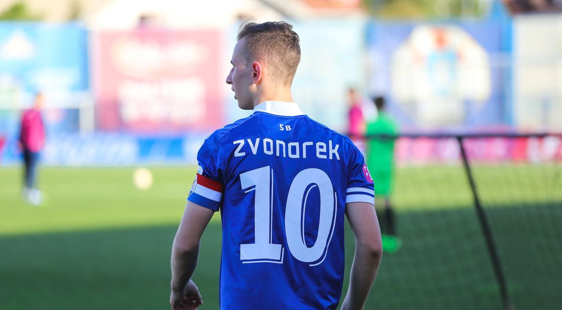Хърватски талант стана най-младият капитан в професионалния футбол