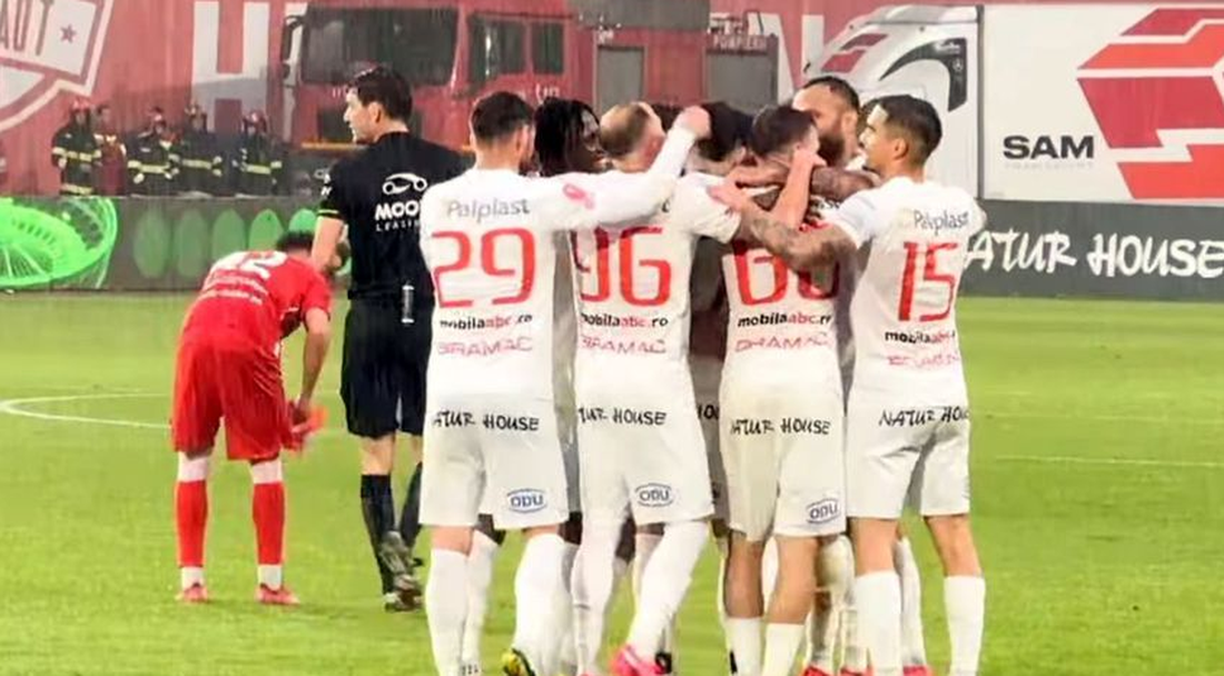 Херманщат с разгромна победа в отсъствието на Точката