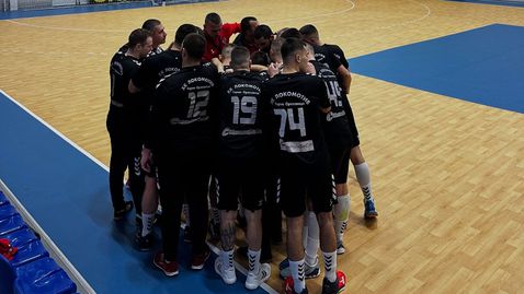 Локомотив (ГО) победи Осъм в първия мач от полуфиналните плейофи