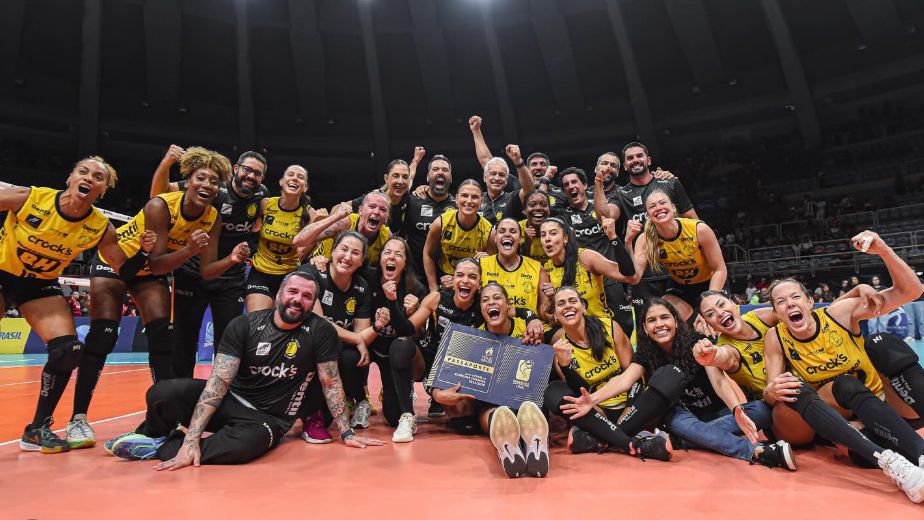 Мария Колева и Прая Клуб на финал в Бразилия