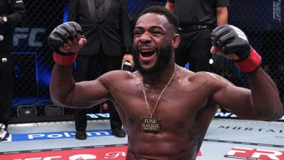 Стърлинг сложи край на победната серия на Залал