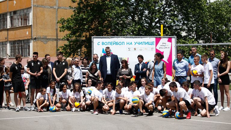 Официално бе даден старт на инициативата „С волейбол на училище“