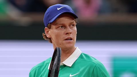 Синер обърна сет от 0:4 на старта в Париж