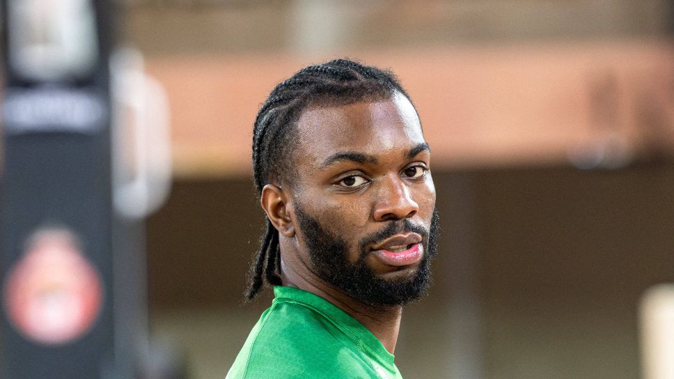 Миналия сезон Олимпиакос направи силен трансферен удар привличайки Кийнън Еванс