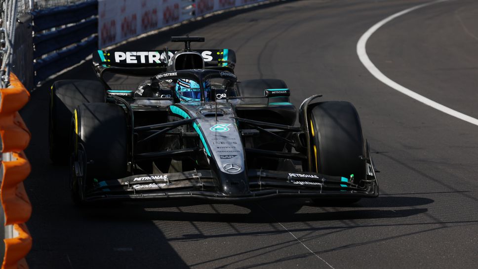 Джордж Ръсел беше наказан с минаване през пит лейна в хода