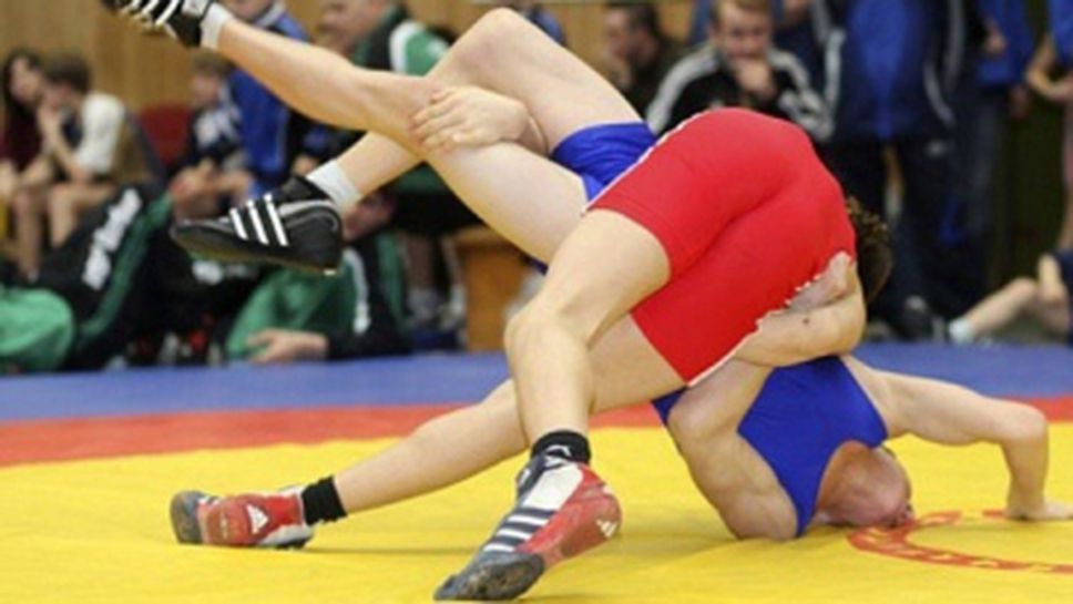 Милен Димитров отпадна в квалификациите до 66 килограма