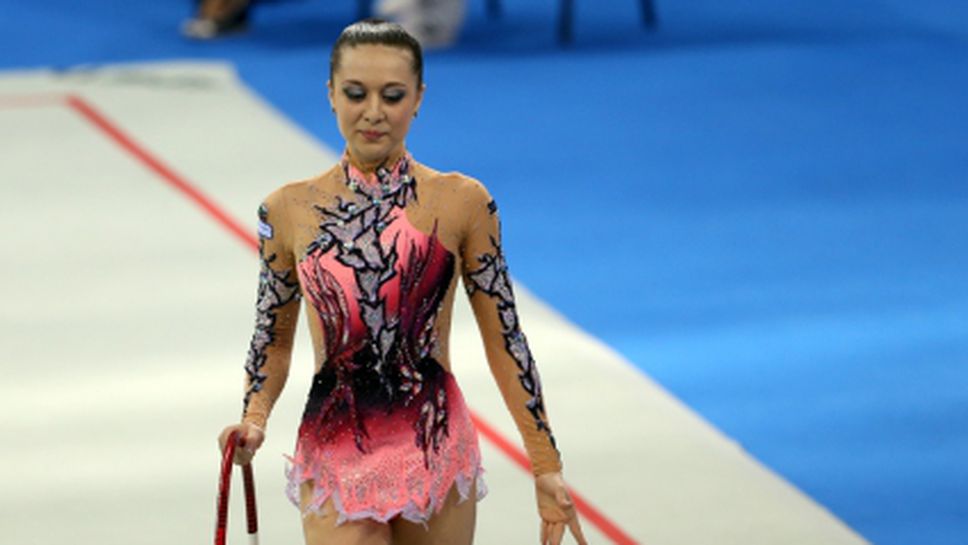 Силвия Митева 11-а в многобоя, ще играе на два финала утре