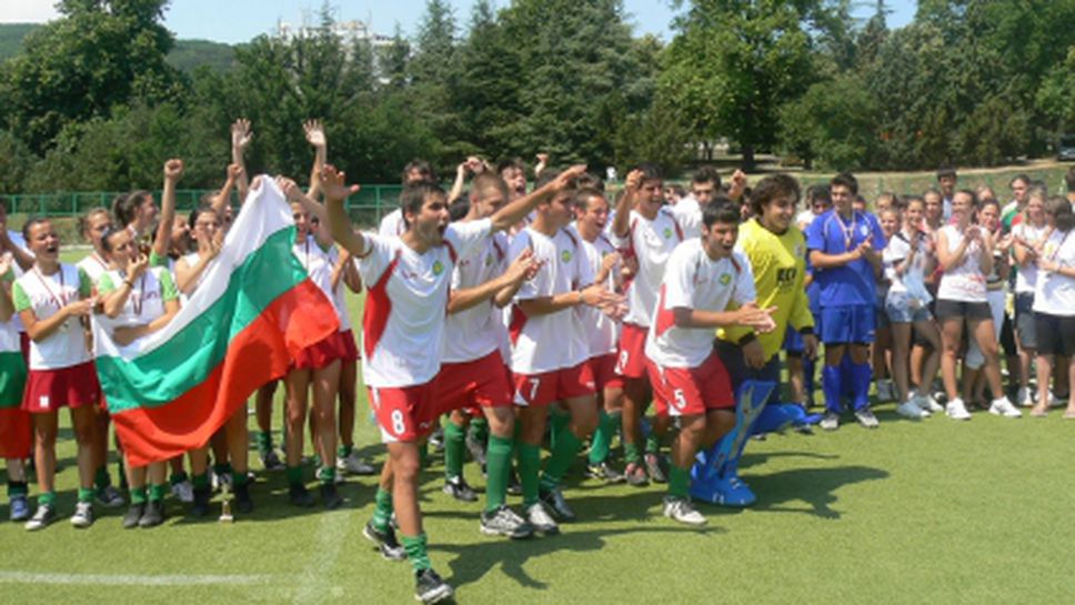 България завърши на шесто място на европейското по хокей на трева