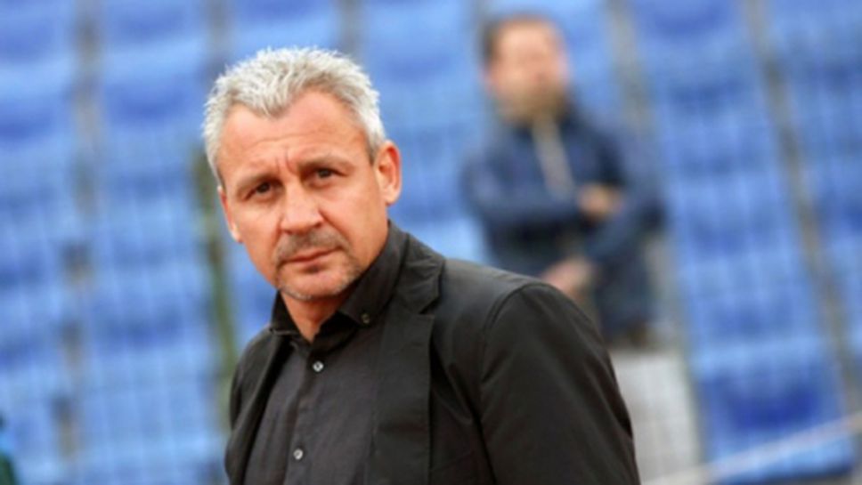 Павел Дочев спечели треньорското дерби срещу Георги Донков