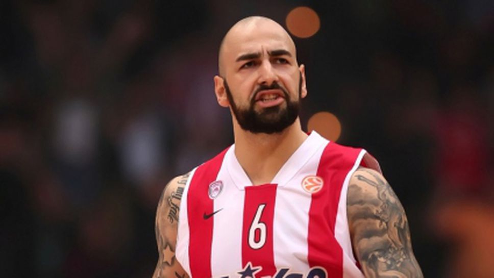 Перо Антич подписва с Атланта Хоукс