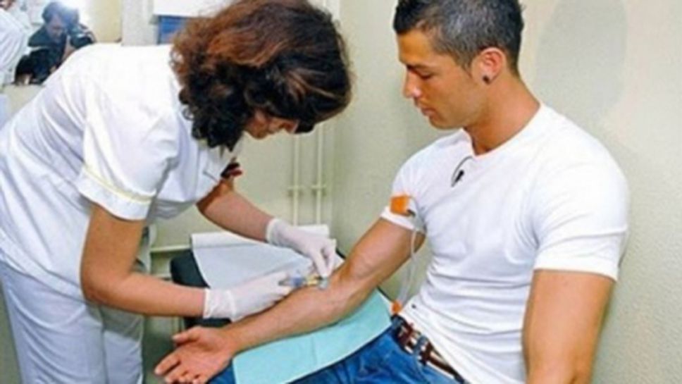 Кристиано дари кръв за ранените при ЖП ужаса
