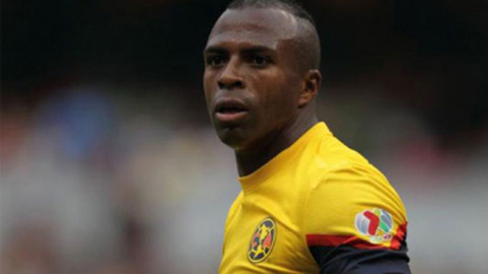 Звезда на Еквадор почина при неясни обстоятелства