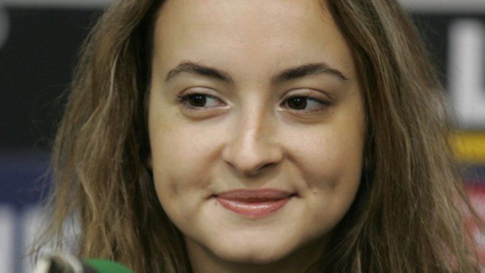 Победа и реми за българките в седмия кръг на европейското